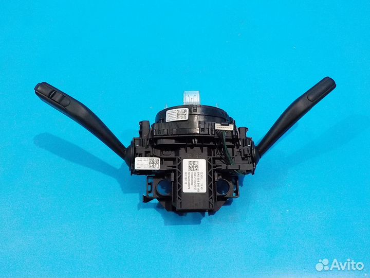 Подрулевой переключатель в сборе skoda Octavia A5