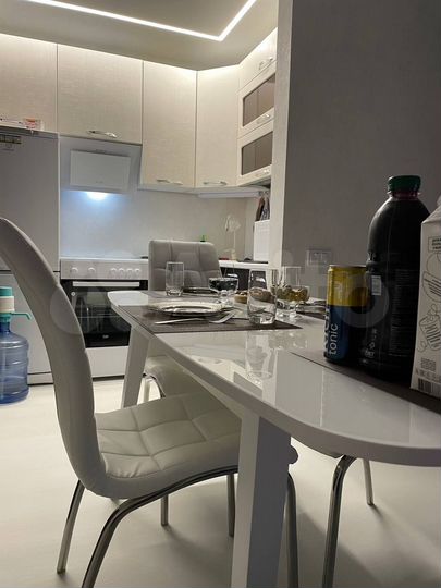 2-к. квартира, 42,3 м², 9/9 эт.