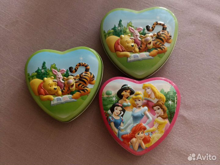 Железные коробочки из под сладостей