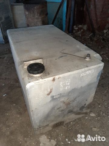 Топливный бак дополнительный 600 л 122х66х76