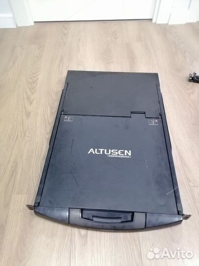 IP KVM Aten Altusen KL9116 16-портов