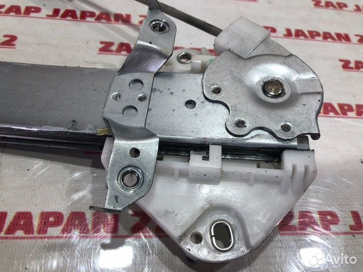 Стеклоподъемник передний правый Subaru Outback BS