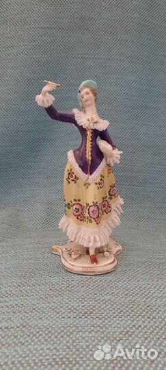 Фарфоровые старинные статуэтки Германия