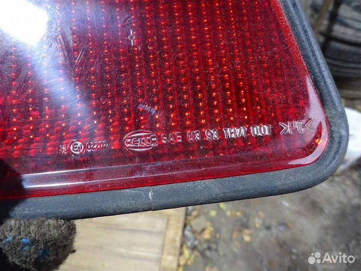 Фонарь задний (стоп сигнал) Mercedes Benz W210 E