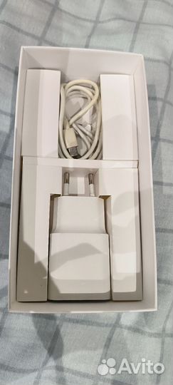 Xiaomi Mi A2 Lite Android One, 3/32 ГБ