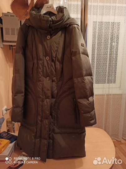 Пуховик женский 46 размер