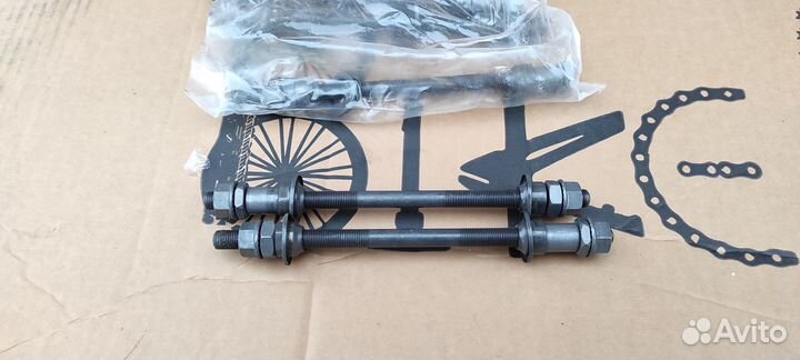 Запчасти на велосипед, ось, цепь, тормоза