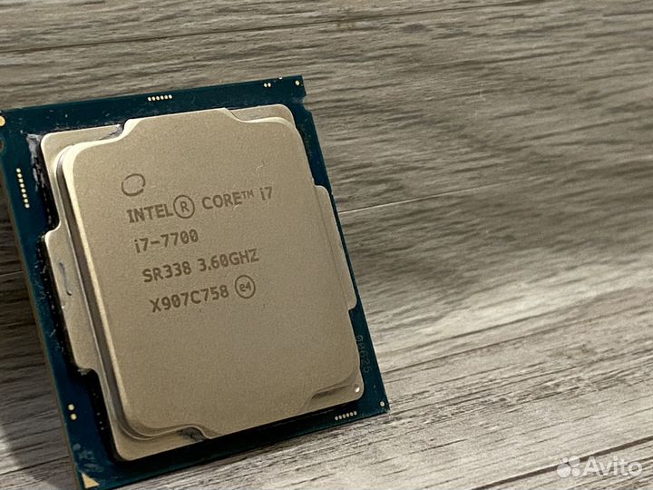Процессор Intel Core I7 7700 (LGA 1151v2)