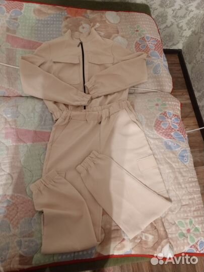 Спортивный костюм женский