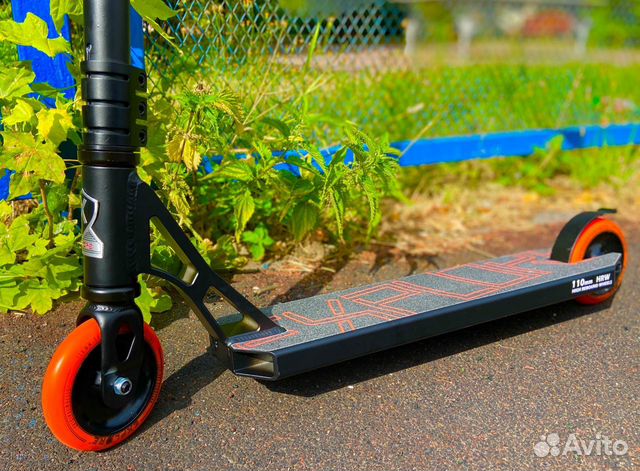Трюковой самокат с пегами Explore Hard 2