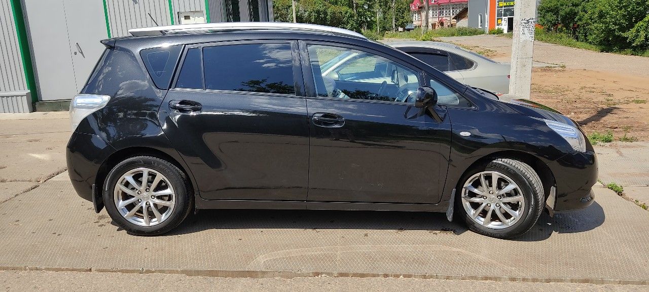 Toyota Verso: фото владельца