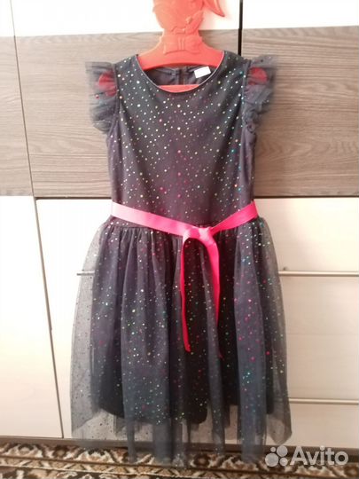 Нарядное платье для девочки 122 128
