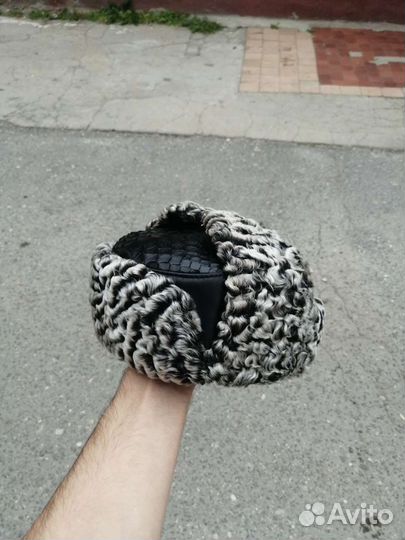 Ушанка каракуль питон