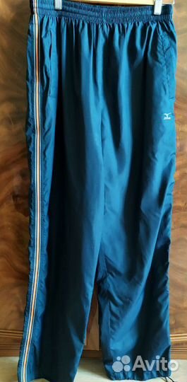 Костюм спортивный