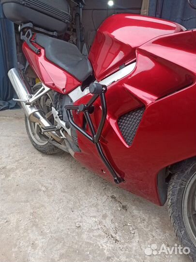 Защитные дуги Honda vfr800f (RC46, 1998-2001)