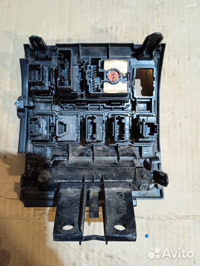 Блок кнопок Toyota Land Cruiser 200 4.5л 1VD-FTV