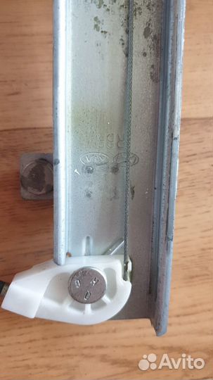 Стеклоподъемник электрический передний правый KIA