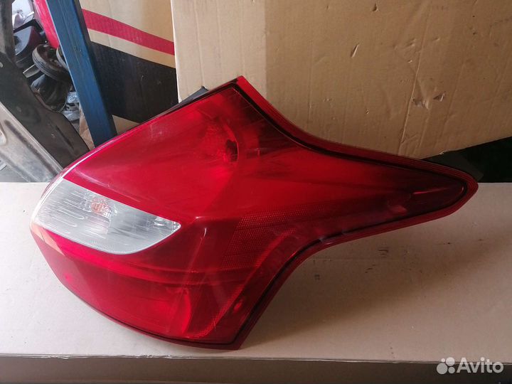 Фонарь задний правый форд фокус 3