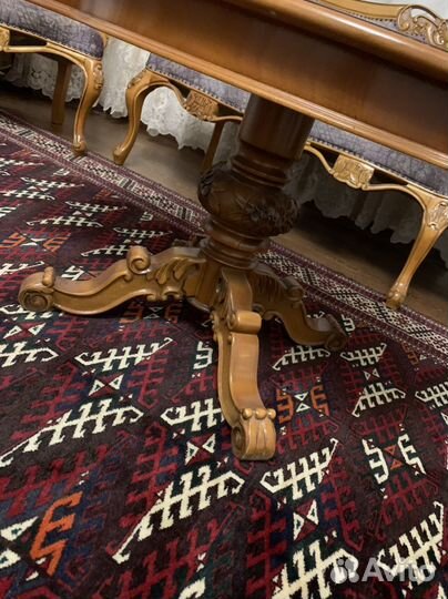 Румынский холл мона лиза