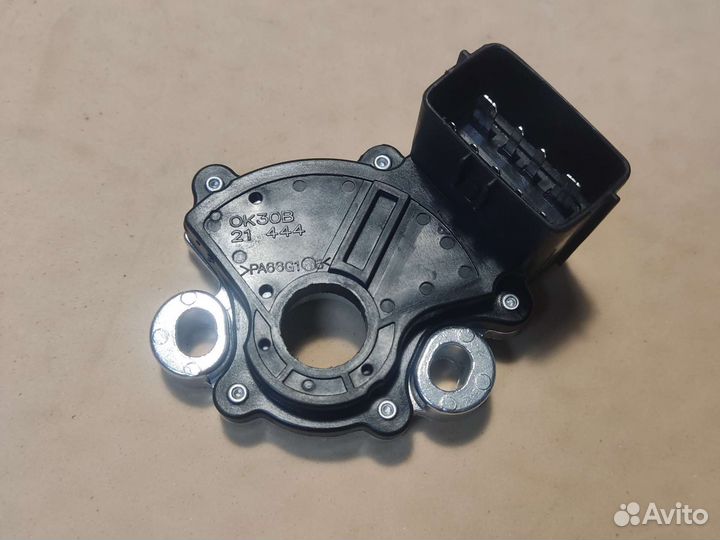 Датчик селектора АКПП f4eat f4ael 4eatf