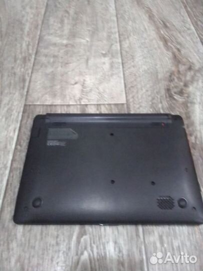 Продам нетбук