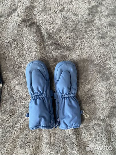 Шапка шлем для мальчика, р.48-50, варежки reima