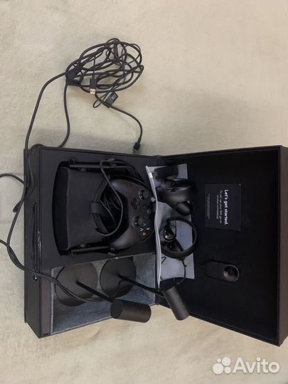 Шлем виртуальной реальности - Oculus Rift CV1