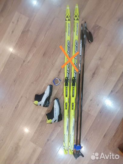 Ботинки лыжные fischer 36р и палки лыжные 130 см