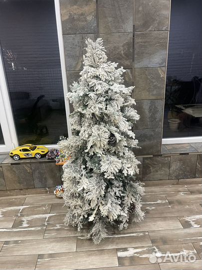 Ель искуственная 150 бу