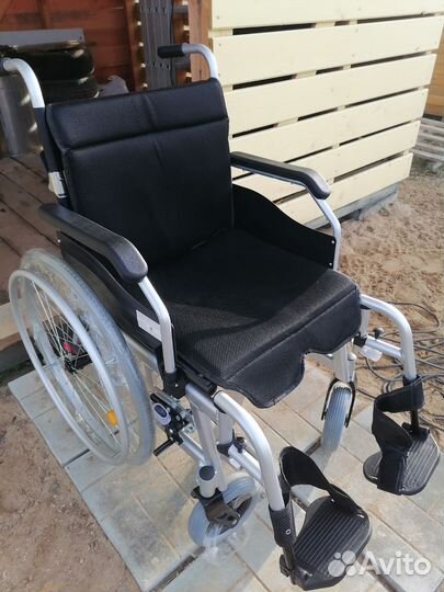 Коляска инвалидная