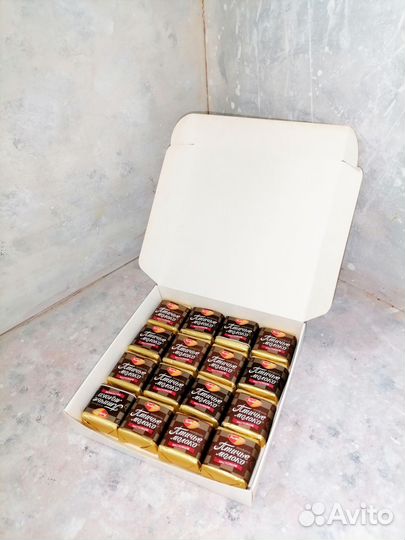 Коробочка для шокобоксов