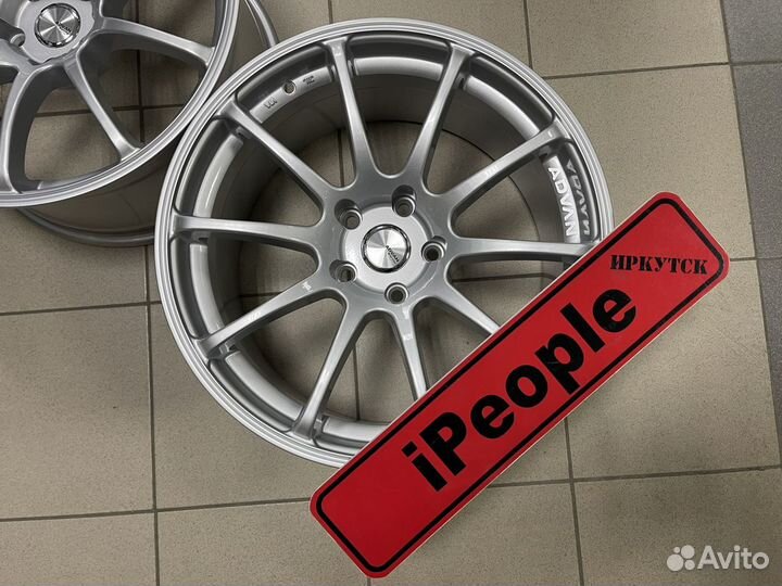 Диски Advan Racing RS R18