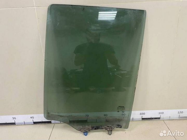 Стекло двери задней левой Nissan Navara D40 2005-2