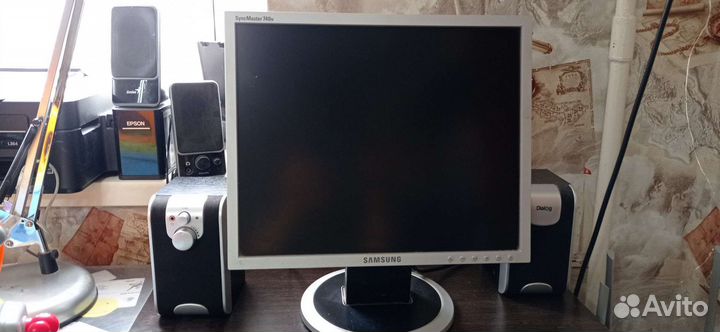 Монитор 17 дюймов для компьютера
