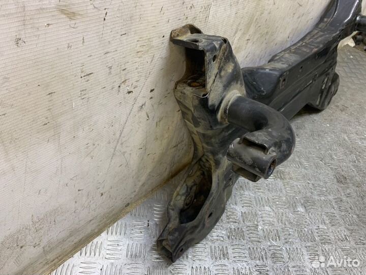 Балка подмоторная Mitsubishi Outlander CW 4B12