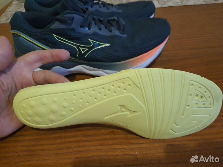 Mizuno Wafe Skyrise 03-кроссовки муж;43 (28стелька