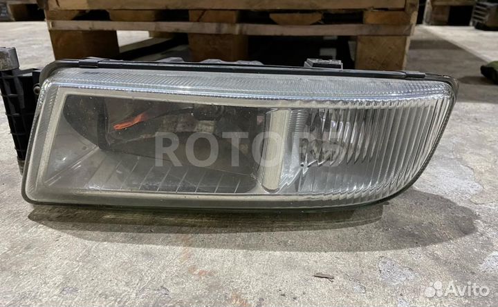 Фара противотуманная левая MAN TGX 2012