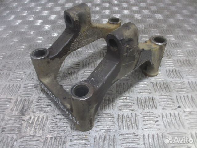 Кронштейн реактивной тяги Scania 1485747