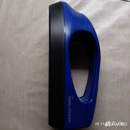 Новый компактный дорожный утюг