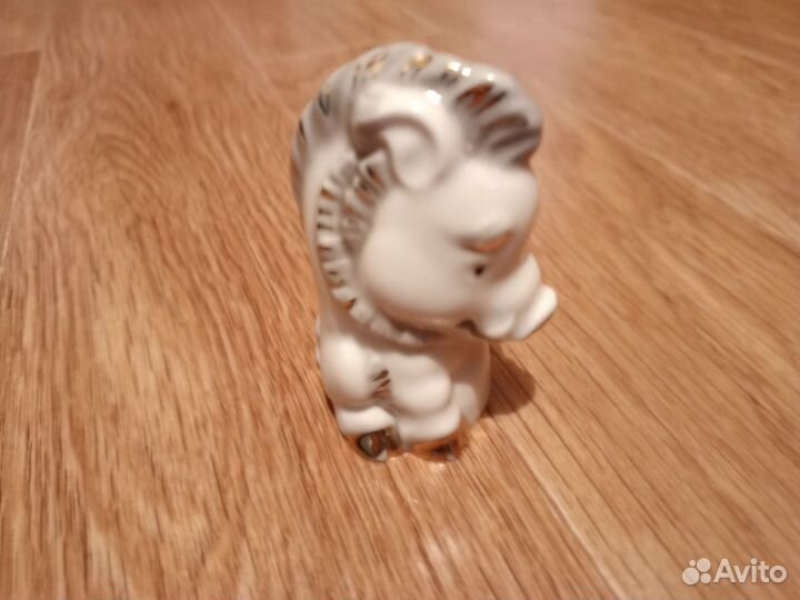 Статуэтка фарфор СССР. Кабан-свин