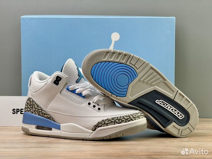 Кроссовки Nike Air Jordan 3 Retro UNC