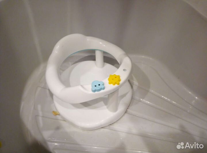Стульчик (сиденье) и горка для купания