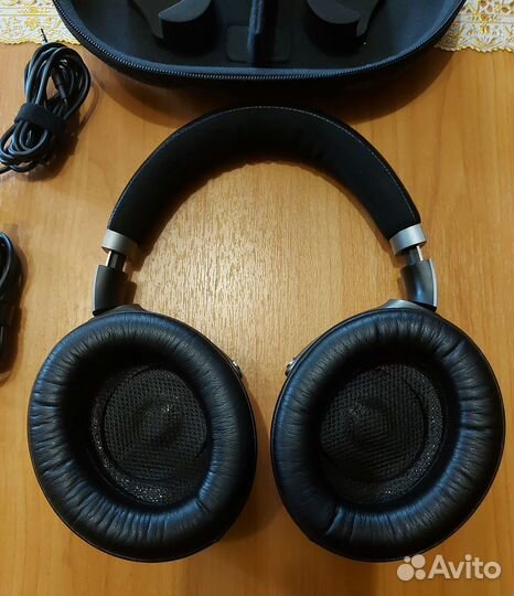 Беспроводные Наушники Focal Bathys