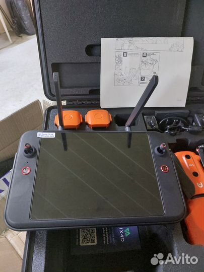 Квадрокоптер дрон с камерой