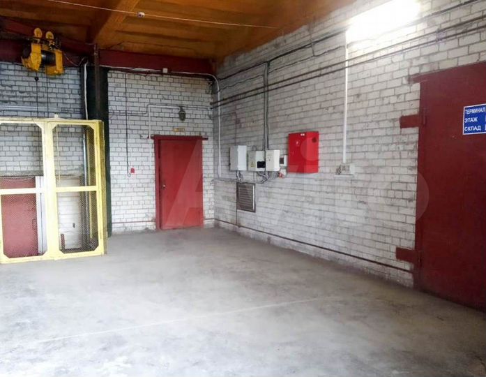 Склад (+2 +4), 323 м²