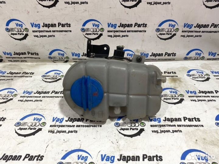 Бачок расширительный Audi A6 C7 chva 2013