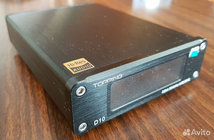Topping D10