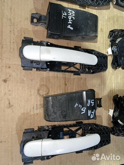 Замок ручка ограничитель тросик Skoda Fabia 2