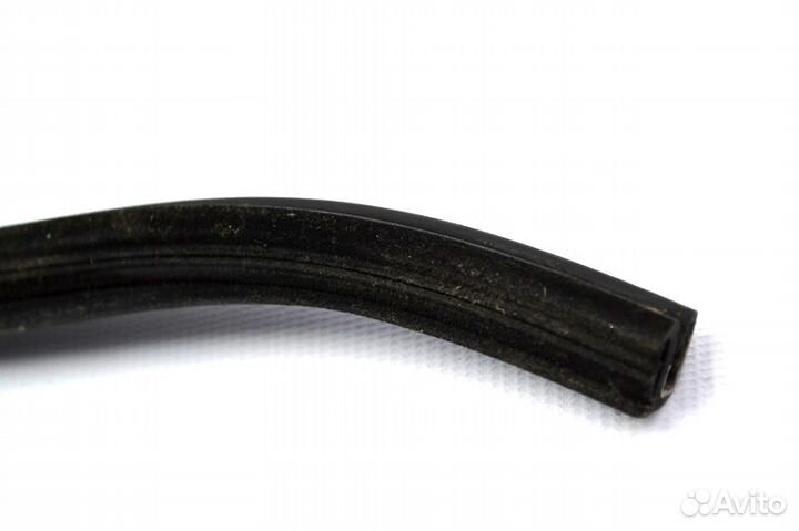 Уплотнитель стекла двери DAF XF105 (01.05)