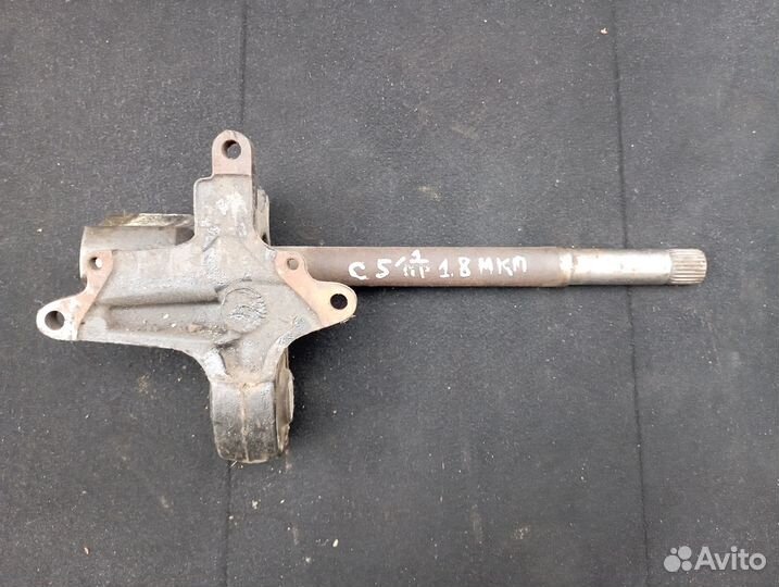 Промежуточный вал на Ситроен С5 2006 года